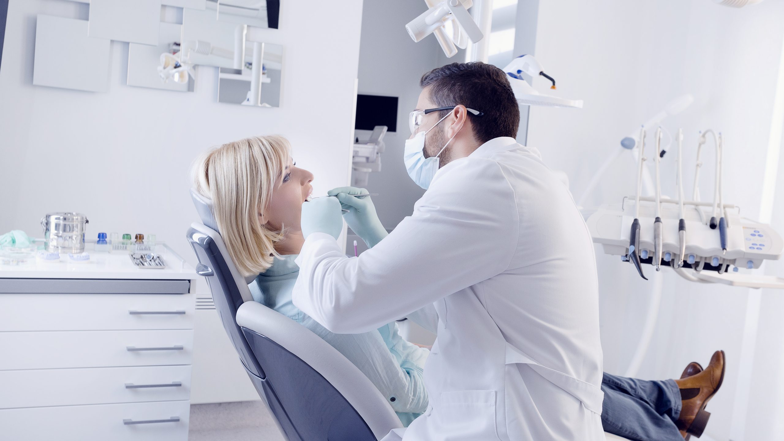 Dentist in Wayne, MI